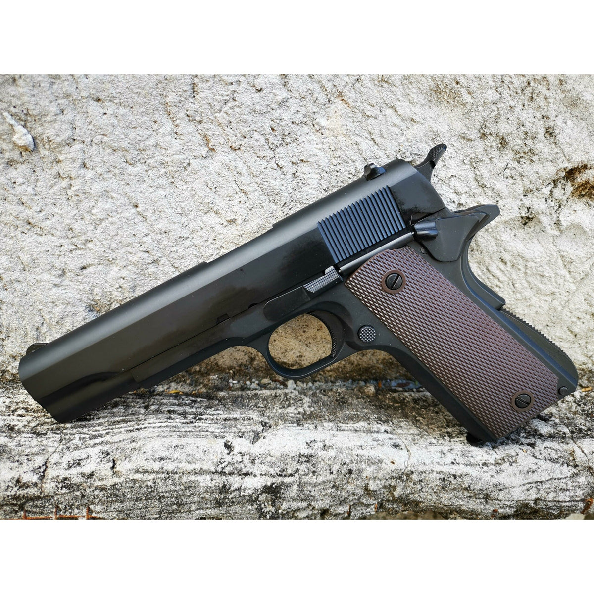Golden Eagle - 1911 COLT (Black) Green Gas Blowback Gel Blaster