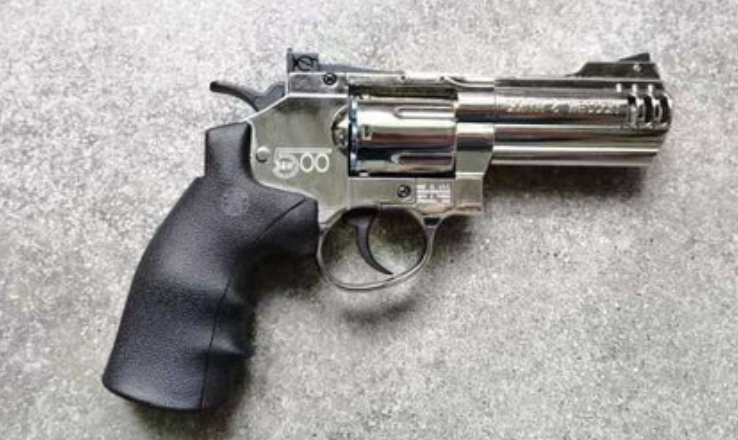 WELLS - JOHN WICK 4 KILLA‚ÄôS S&W 500 4INCH REVOLVER GAS POWRED GEL BLASTER