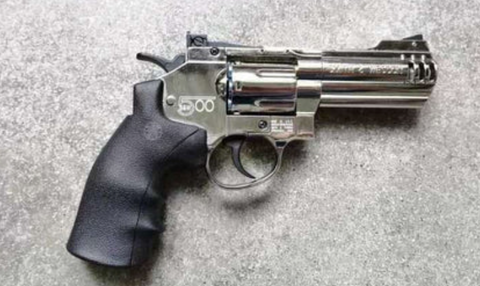 WELLS - JOHN WICK 4 KILLA‚ÄôS S&W 500 4INCH REVOLVER GAS POWRED GEL BLASTER